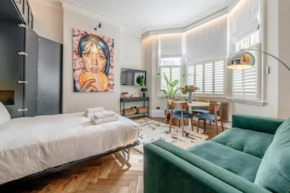 Modern spacious studio in Chelsea by Kings Road